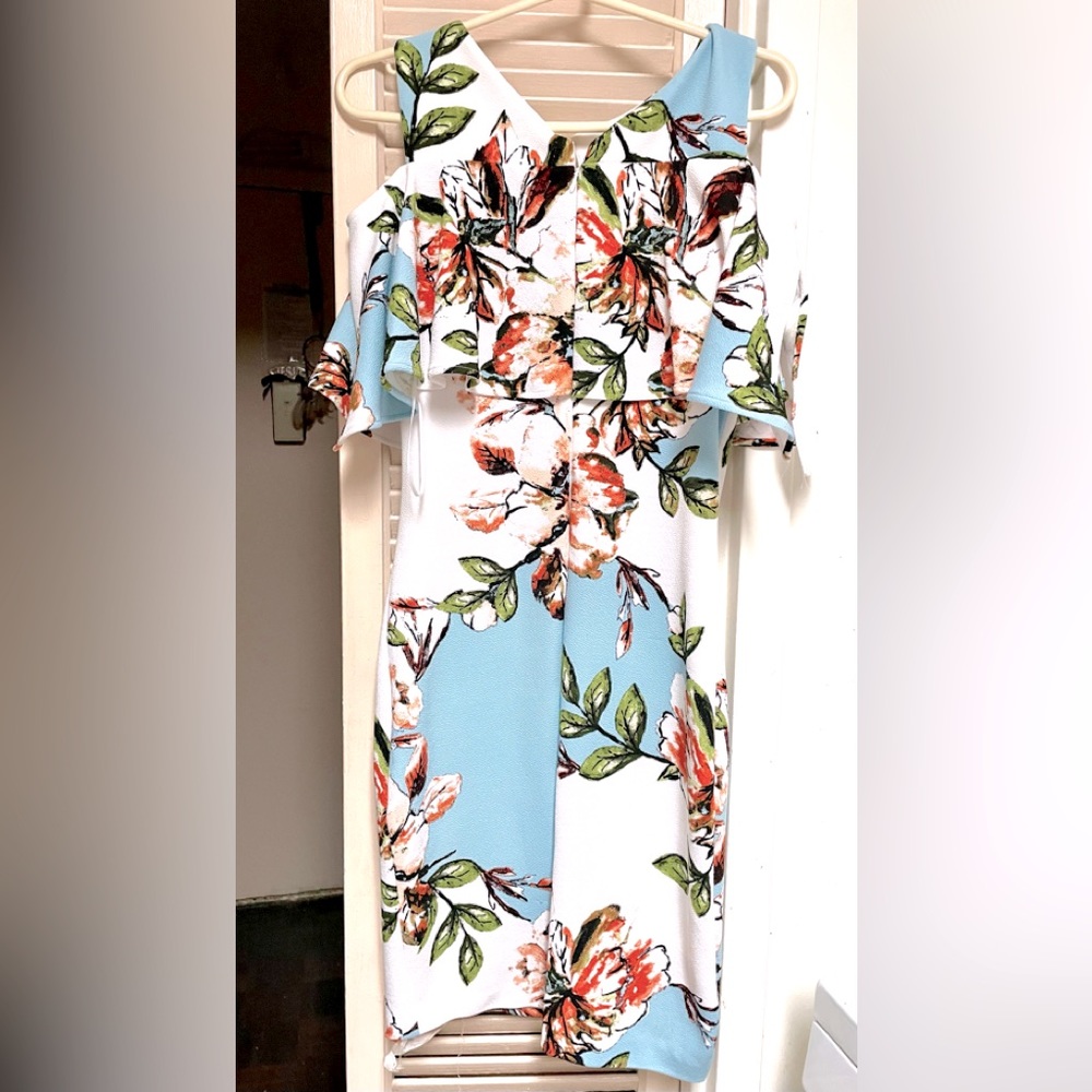 JAX FLOWER DRESS WITH FLAP TOP ATTACHED TO DRESS SPLIT SLEEVE ZIP BACK KEYHOLE